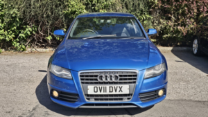 2011 Audi A4 2.0 Tdi S Line in Blue — image 2