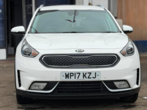 2017 Kia Niro 1.6h Gdi 3 Dct Euro 6 (s/s) 5dr in White — image 6