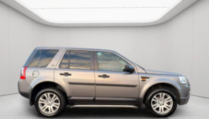 2008 Land Rover Freelander 2 2.2 Td4 Hse Auto 4WD Euro 4 5dr in Grey — image 4