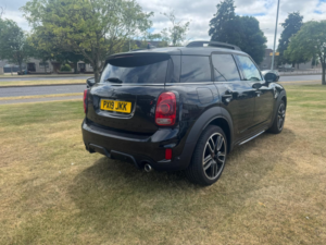 2019 MINI Countryman 2.0 Cooper S Sport SUV 5dr Petrol Steptronic Euro 6 (s/s) (192 Ps) in Black — image 4