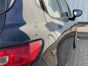 2014 Renault Clio 0.9 Dynamique Medianav Eco� Tce 90 Stop & Start in Black — image 5