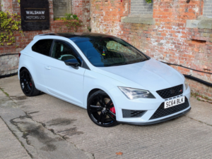 2014 SEAT Leon 2.0 Tsi Cupra 280 in Grey — image 3