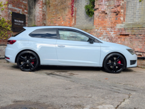 2014 SEAT Leon 2.0 Tsi Cupra 280 in Grey — image 4