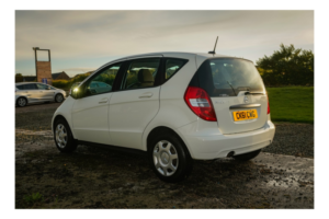 2011 Mercedes-Benz A Class 1.5 A160 Blueefficiency Classic Se in White — image 4