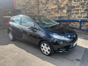 2010 Ford Fiesta 1.25 Edge 5dr in Black — image 2