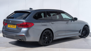 2017 BMW 5 Series 2.0 520d M Sport Touring Auto Xdrive Euro 6 (s/s) 5dr in Blue — image 5