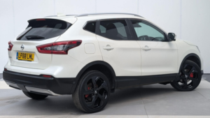2018 Nissan Qashqai 1.3 Dig-T Tekna Euro 6 (s/s) 5dr in White — image 6