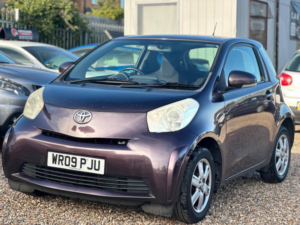 2009 Toyota Iq 1.0 Vvt-I Euro 4 3dr in Purple — image 5