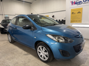 2012 Mazda Mazda2 1.3 Ts in Blue — image 5
