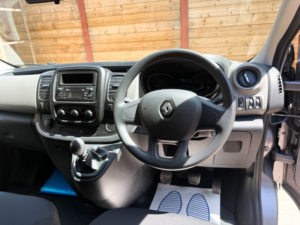 2019 Renault Trafic 5 SEAT Wheelchair Accessible Disabled Access Vehicle Wav in Grey — image 2