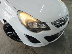 2014 Vauxhall Corsa 1.2 16v Limited Edition in White — image 2