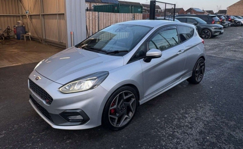 2019 Ford Fiesta 1.5 T Ecoboost St-3 in Silver — image 1