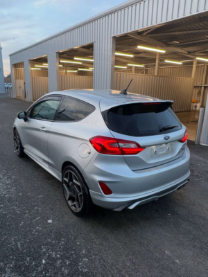2019 Ford Fiesta 1.5 T Ecoboost St-3 in Silver — image 2