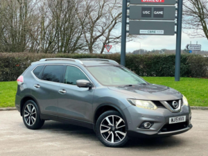 2015 Nissan X-Trail 1.6 Dci Tekna 4WD Euro 5 (s/s) 5dr in Grey — image 3