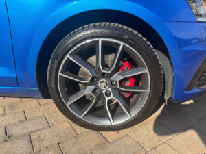 2017 Skoda Octavia 2.0 Tdi Vrs Estate 5dr Diesel Manual Euro 6 (s/s) (184 Ps) in Blue — image 3
