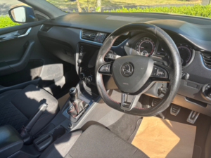 2017 Skoda Octavia 2.0 Tdi Vrs Estate 5dr Diesel Manual Euro 6 (s/s) (184 Ps) in Blue — image 6