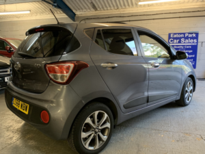 2018 Hyundai I10 1.2 Premium Se Hatchback 5dr Petrol Auto Euro 6 (87 Ps) in Grey — image 6