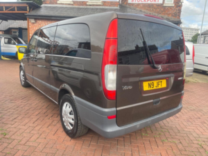 2013 Mercedes-Benz Vito 2.1 113 Cdi Blueefficiency Traveliner L1 5dr in Brown — image 3