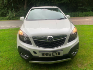 2016 Vauxhall Mokka Se Cdti Ss in White — image 3