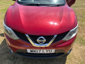 2017 Nissan Qashqai 1.5 Dci Acenta 2WD Euro 6 (s/s) 5dr in Red — image 5