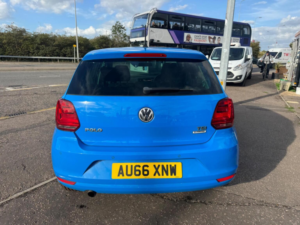 2016 Volkswagen Polo 1.2 Tsi Bluemotion Tech Match Euro 6 (s/s) 5dr in Blue — image 4