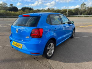 2016 Volkswagen Polo 1.2 Tsi Bluemotion Tech Match Euro 6 (s/s) 5dr in Blue — image 5