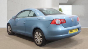 2007 Volkswagen Eos 2.0 Tdi Cabriolet Euro 4 2dr in Blue — image 4