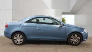 2007 Volkswagen Eos 2.0 Tdi Cabriolet Euro 4 2dr in Blue — image 6