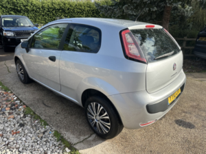 2010 Fiat Punto Evo 1.4 Active in Grey — image 6
