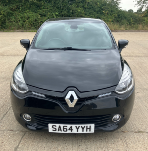 2014 Renault Clio 1.2 Dynamique Medianav 1.2 16v 75 in Black — image 5