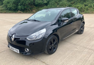 2014 Renault Clio 1.2 Dynamique Medianav 1.2 16v 75 in Black — image 6