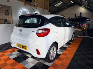2020 Hyundai I10 1.0 Se Connect Hatchback 5dr Petrol Manual Euro 6 (s/s) (67 Ps) in White — image 5