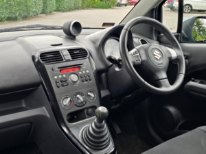 2013 Suzuki Splash 1.0 12v Sz2 MPV 5dr Petrol Manual Euro 5 (68 Ps) in Blue — image 2