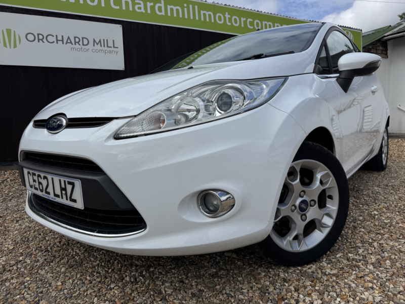 2012 Ford Fiesta 1.3 Zetec in White — image 1