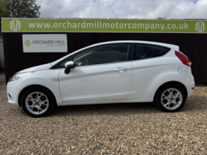 2012 Ford Fiesta 1.3 Zetec in White — image 3