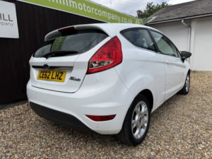 2012 Ford Fiesta 1.3 Zetec in White — image 6
