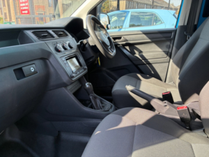 2015 Volkswagen Caddy Maxi 1.6 Tdi C20 Cr Startline Panel Van 6dr Diesel Manual Lwb Euro 5 (102 Ps) in Blue — image 5