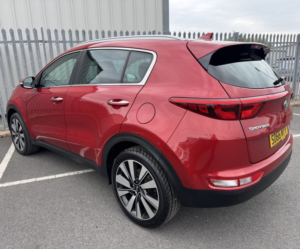 2016 Kia Sportage 3 Isg 1.7 Crdi in Red — image 4