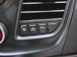 2020 Ford Transit 2.0 Transit 330 Leader Ecoblue in White — image 3