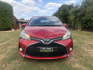 2016 Toyota Yaris 1.3 Dual Vvt-I Icon in Red — image 2