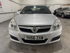 2007 Vauxhall Vectra 1.8 Vvt Exclusiv in Silver — image 3