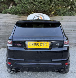 2017 Land Rover Range Rover Sport 3.0 Sd V6 Hse Dynamic in Black — image 4