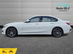 2019 BMW 3 Series 2.0 320i Sport Saloon in White — image 6