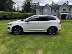 2015 Volvo Xc60 2.4 R-Design Lux Nav D5 Awd,pole Star,fsh in White — image 5
