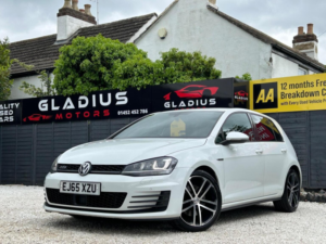 2016 Volkswagen Golf 2.0 Tdi Bluemotion Tech Gtd DSG Euro 6 (s/s) 5dr in White — image 3