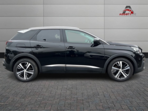 2019 Peugeot 3008 1.5 Bluehdi Allure in Black — image 2