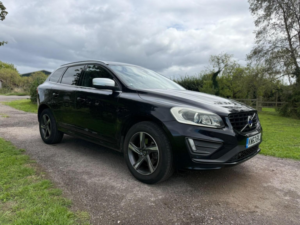 2014 Volvo Xc60 2.4 D5 R-Design Lux Nav Geartronic AWD Euro 5 5dr in Black — image 2
