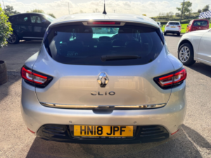 2018 Renault Clio 1.5 Dci Dynamique S Nav Hatchback 5dr Diesel Manual Euro 6 (s/s) (90 Ps) in Silver — image 3