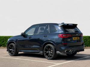 2020 BMW X5 3.0 30d M Sport SUV 5dr Diesel Auto Xdrive Euro 6 (s/s) (265 Ps) in Black — image 5