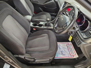 2012 Kia Optima 1.7 Crdi Ecodynamics 1 Saloon 4dr Diesel Manual Euro 5 (s/s) (134 Bhp) in Grey — image 5